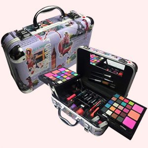 BR Carry All Trunk Train Case Makeup Set Artist Design (Artistic)